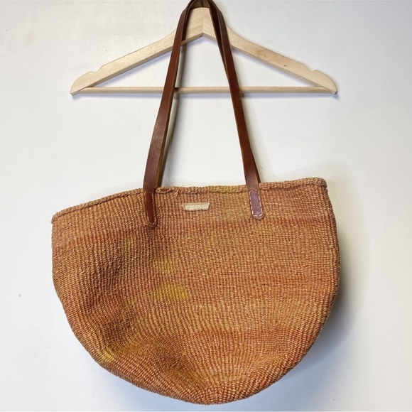 Vintage Handbags - Market beach jute Vintage Leather Strap Jute Fiber Shoulder Bag